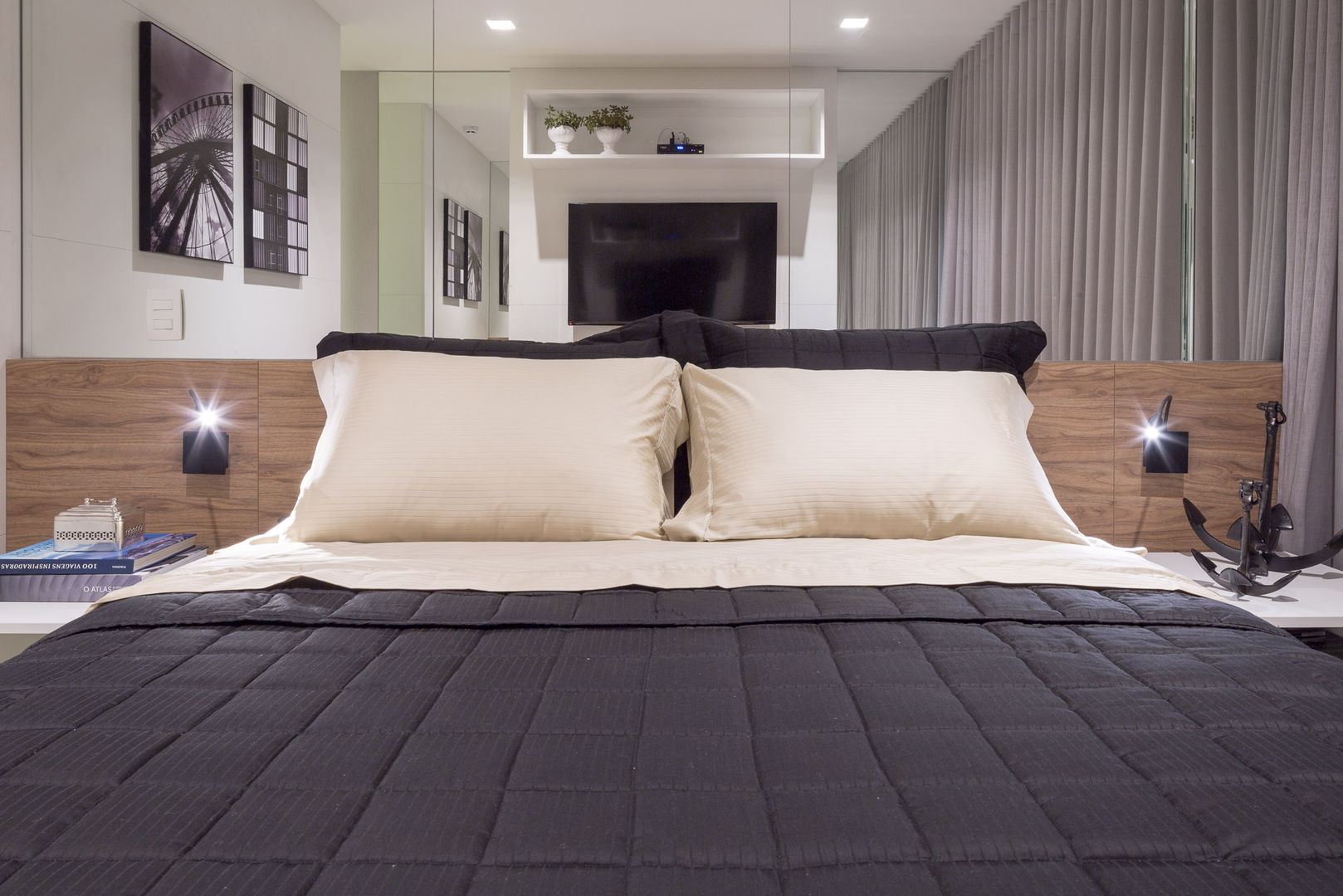 homify Modern Yatak Odası Yataklar & Yatak Başları