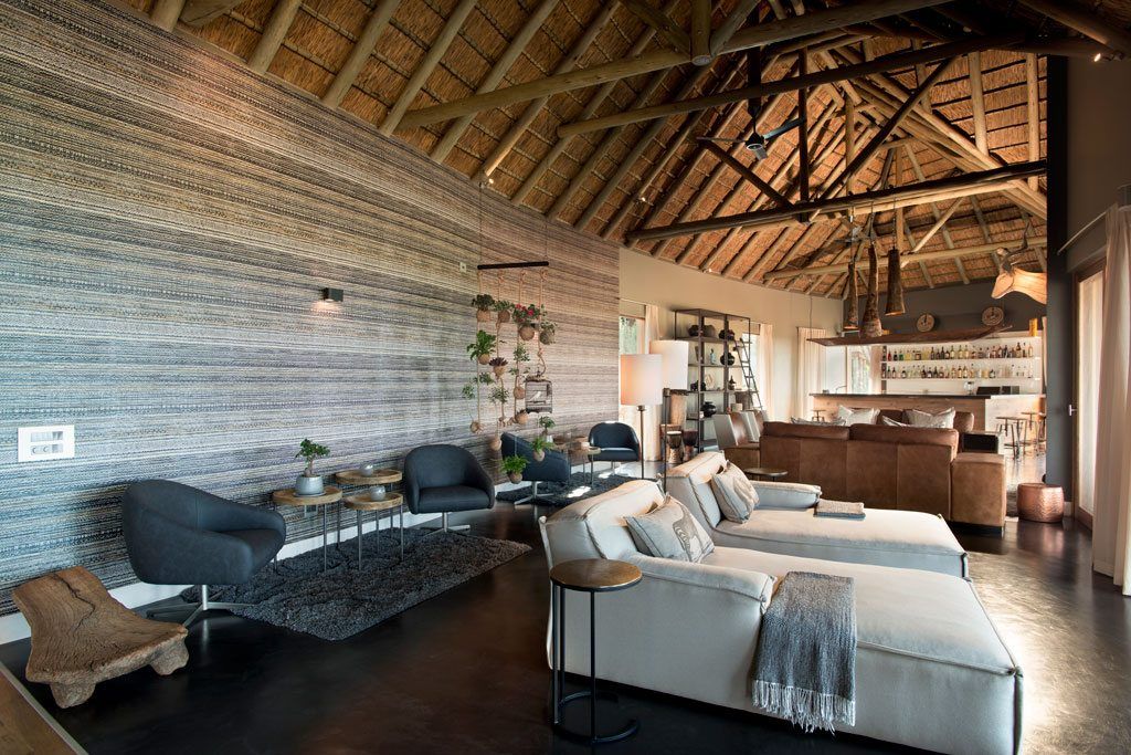 Mhondoro, een Lodge in Zuid-Afrika, All-In Living All-In Living Moderne Wohnzimmer