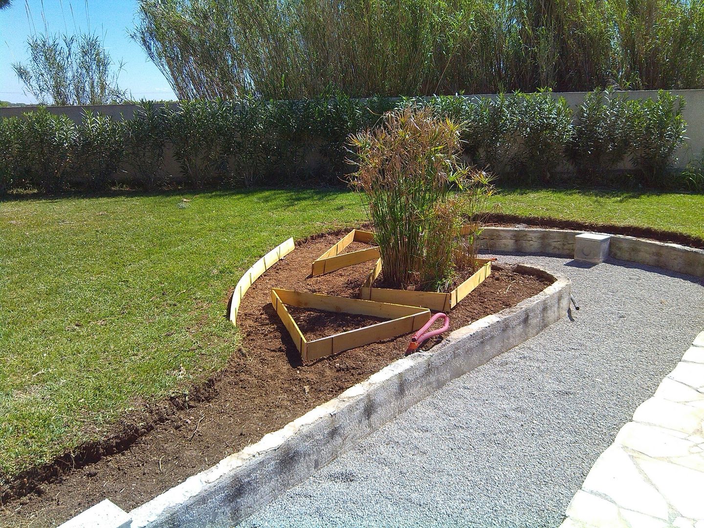 Création des réservations de plantation avant coulage de la chappe AEN Paysages