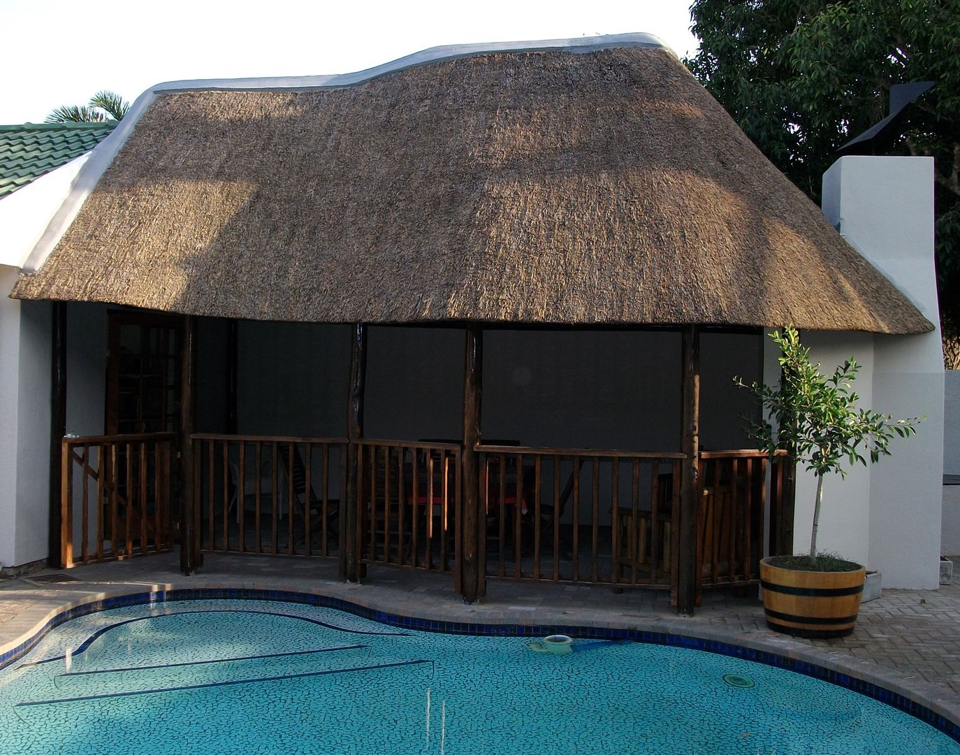 Thatch Lapa & Entertainment Areas, Bosazza Roofing & Timber Homes Bosazza Roofing & Timber Homes Басейн