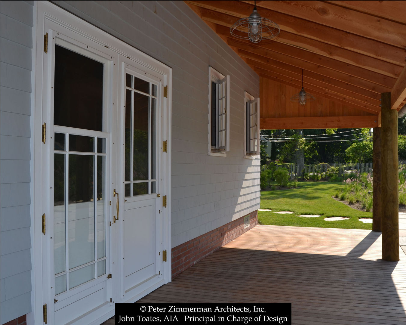 Boathouse Porch John Toates Architecture and Design Classic style balcony, veranda & terrace