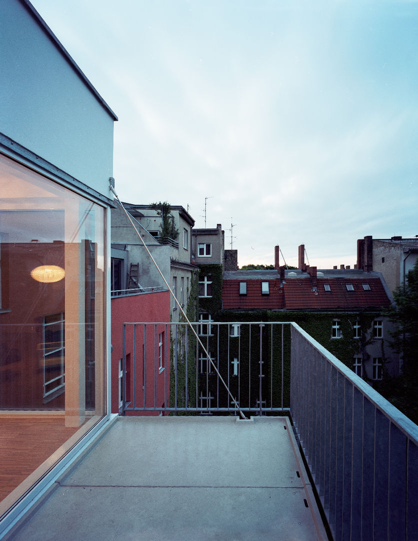 lichten, brandt+simon architekten brandt+simon architekten Balcon, Veranda & Terrasse modernes