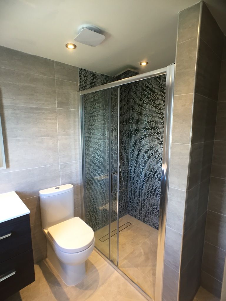 Bathroom Progressive Design London Phòng tắm phong cách hiện đại