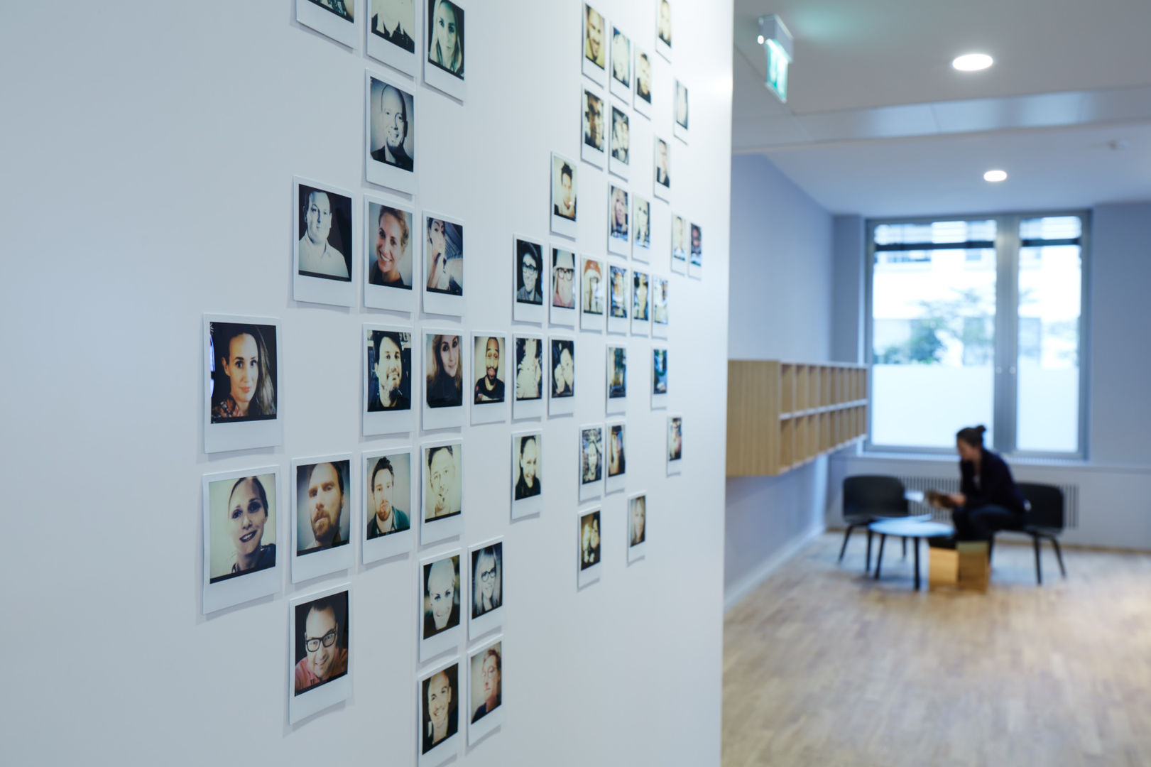 Photo Wall INpuls interior design & architecture Gewerbeflächen Bürogebäude