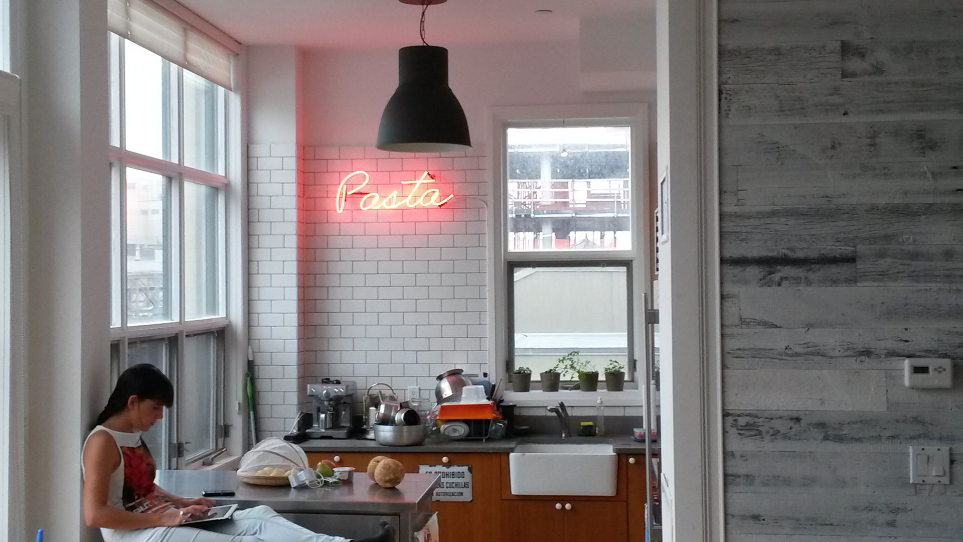 Intervención Bochera en Brooklyn NY., La Bocheria La Bocheria Cucina in stile industriale