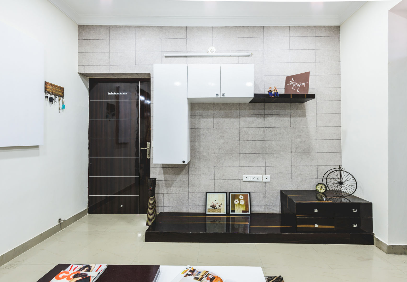 Interiors of Apartment at Parsvnath City Jodhpur, HGCG Architects HGCG Architects Living room