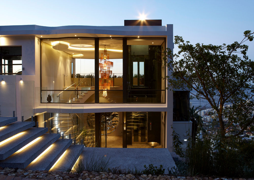 Back of building Jenny Mills Architects Modern houses staircase,atrium,lighting,windows,views