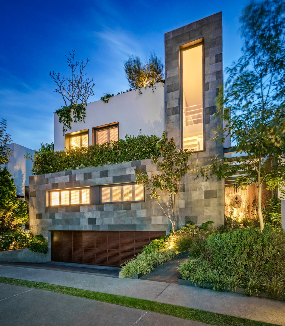 Casa CSF, Lopez Duplan Arquitectos Lopez Duplan Arquitectos Casas de estilo clásico