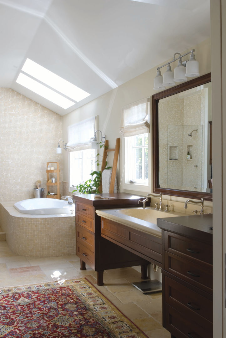 Renovation Remodel, Andrea Schumacher Interiors Andrea Schumacher Interiors Classic style bathrooms