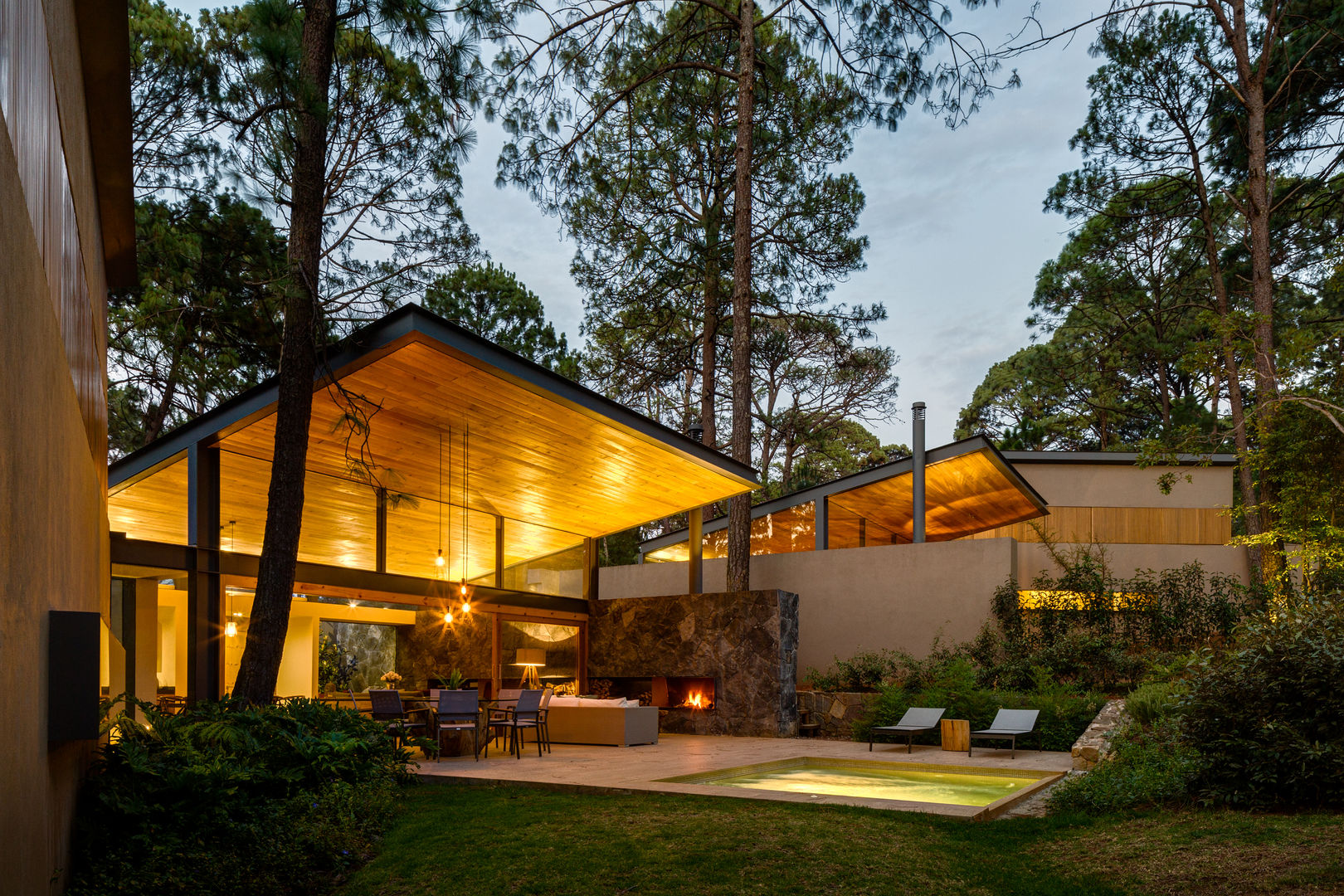 Cinco Casas, Weber Arquitectos Weber Arquitectos 北欧風 家