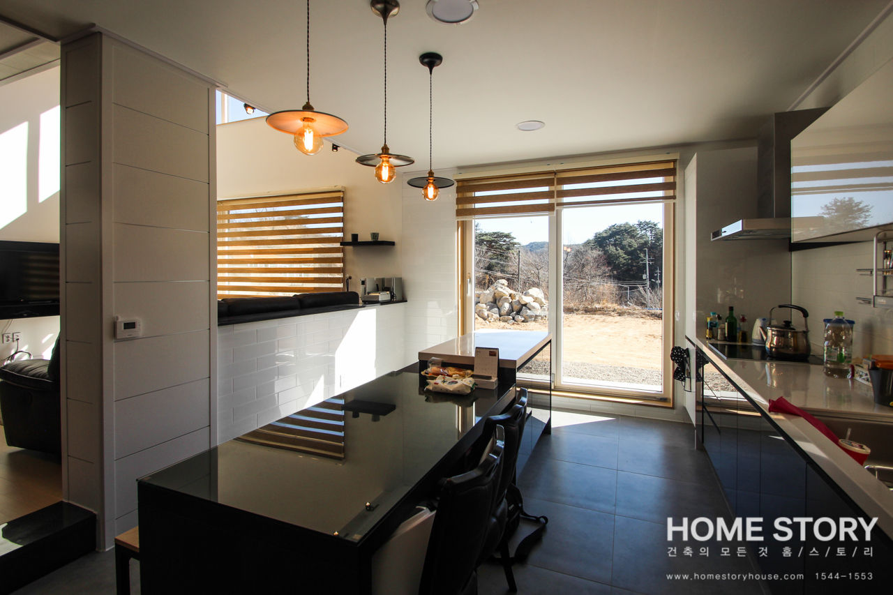 homify Modern kitchen