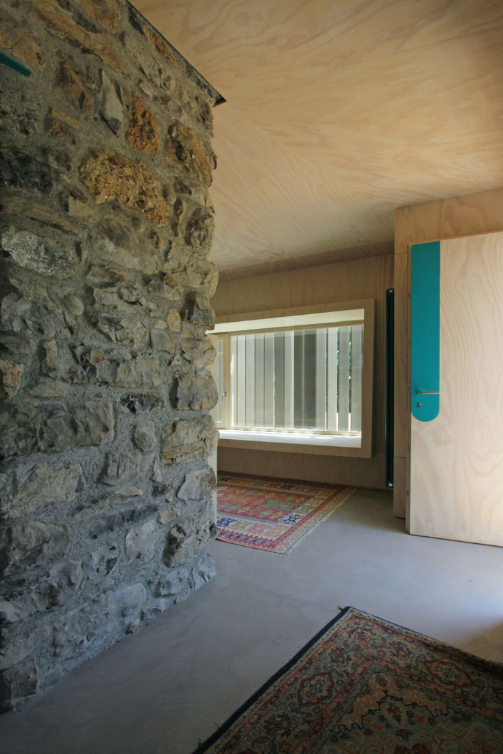 ​Piccolo Rifugio Privato in Collina, sandra marchesi architetto sandra marchesi architetto Eclectic style corridor, hallway & stairs Wood Wood effect
