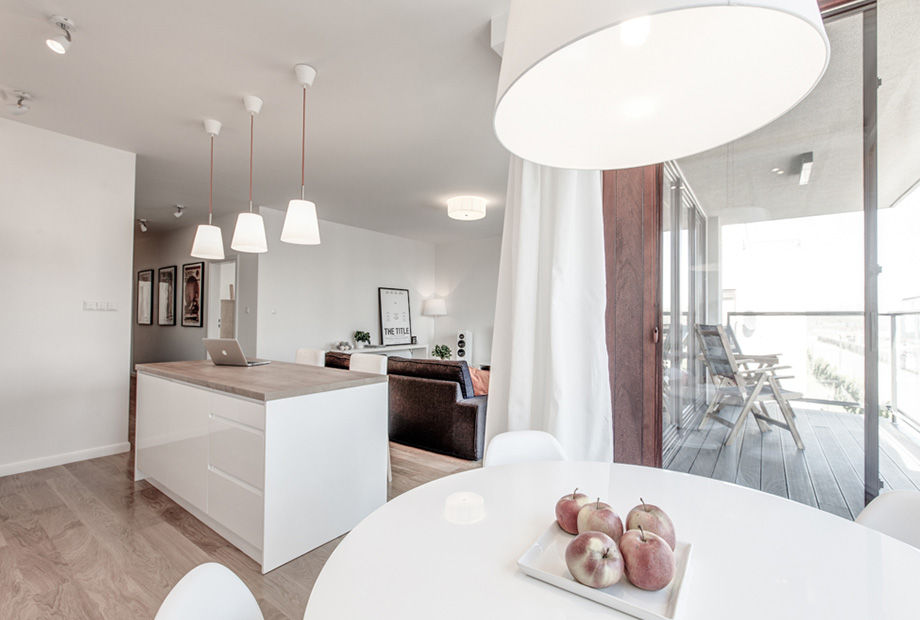 Clean Look, Perfect Space Perfect Space Minimalist dining room