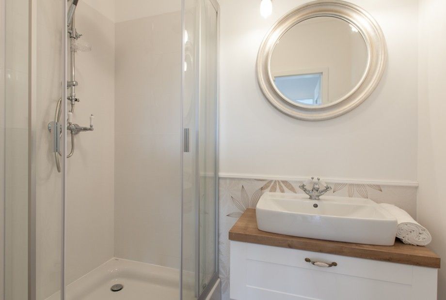 Klasyka na nowo, Perfect Space Perfect Space Mediterranean style bathrooms