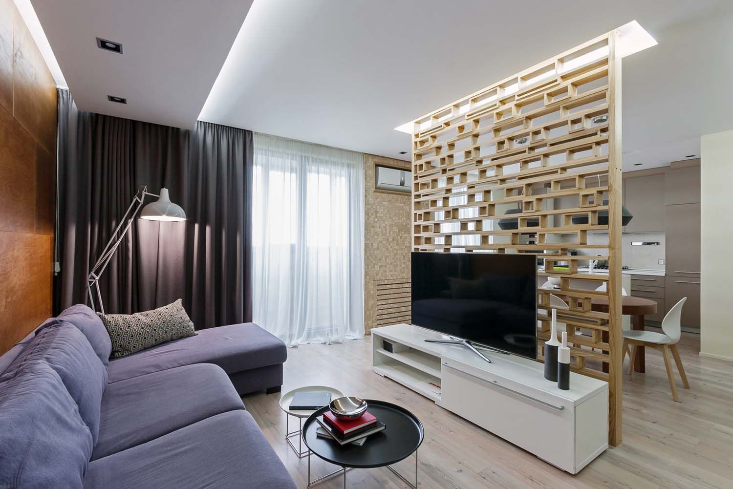 Wooden Accent , EUGENE MESHCHERUK | architecture & interiors EUGENE MESHCHERUK | architecture & interiors Modern living room