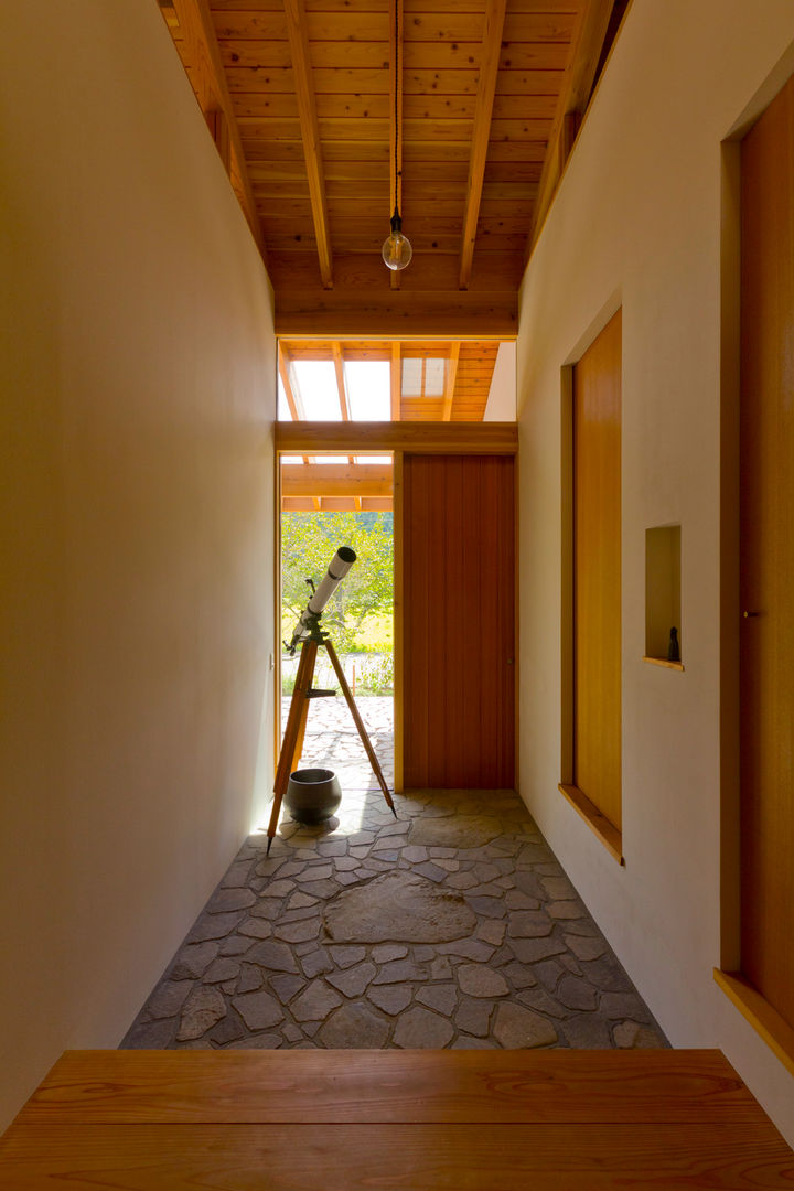 homify 斯堪的納維亞風格的走廊，走廊和樓梯 木頭 Wood effect
