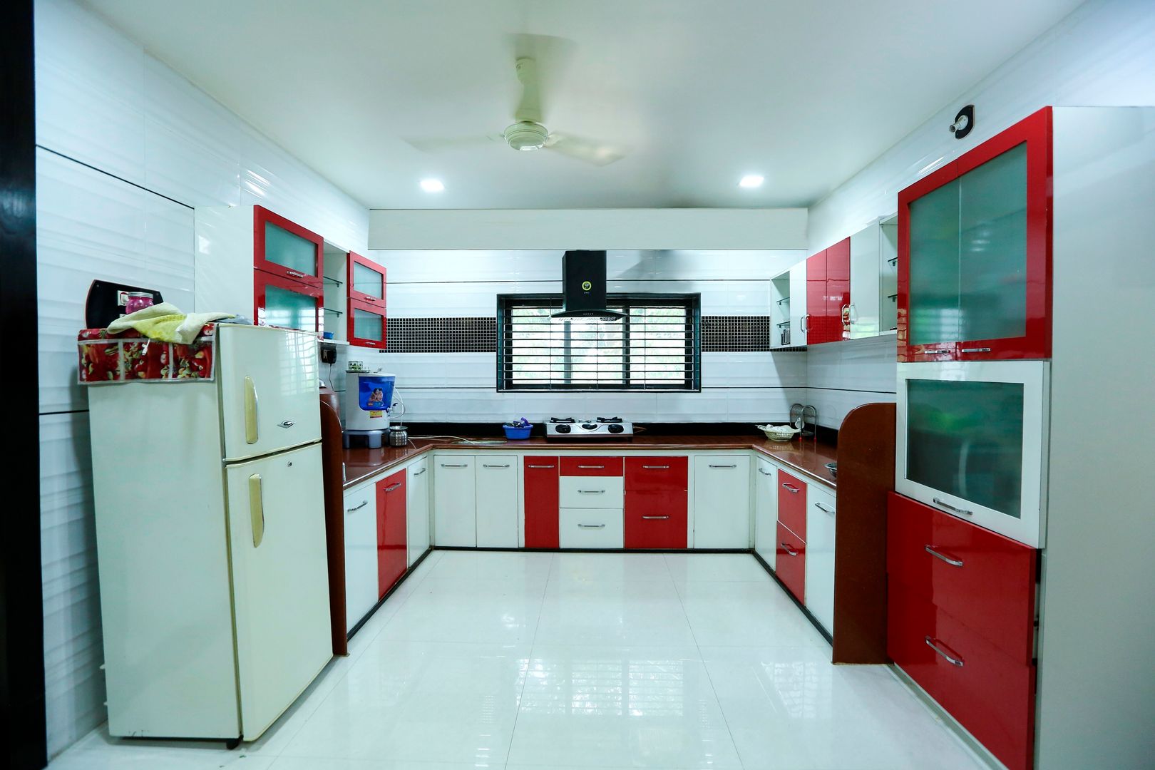 Modular Kitchen ZEAL Arch Designs Modern kitchen