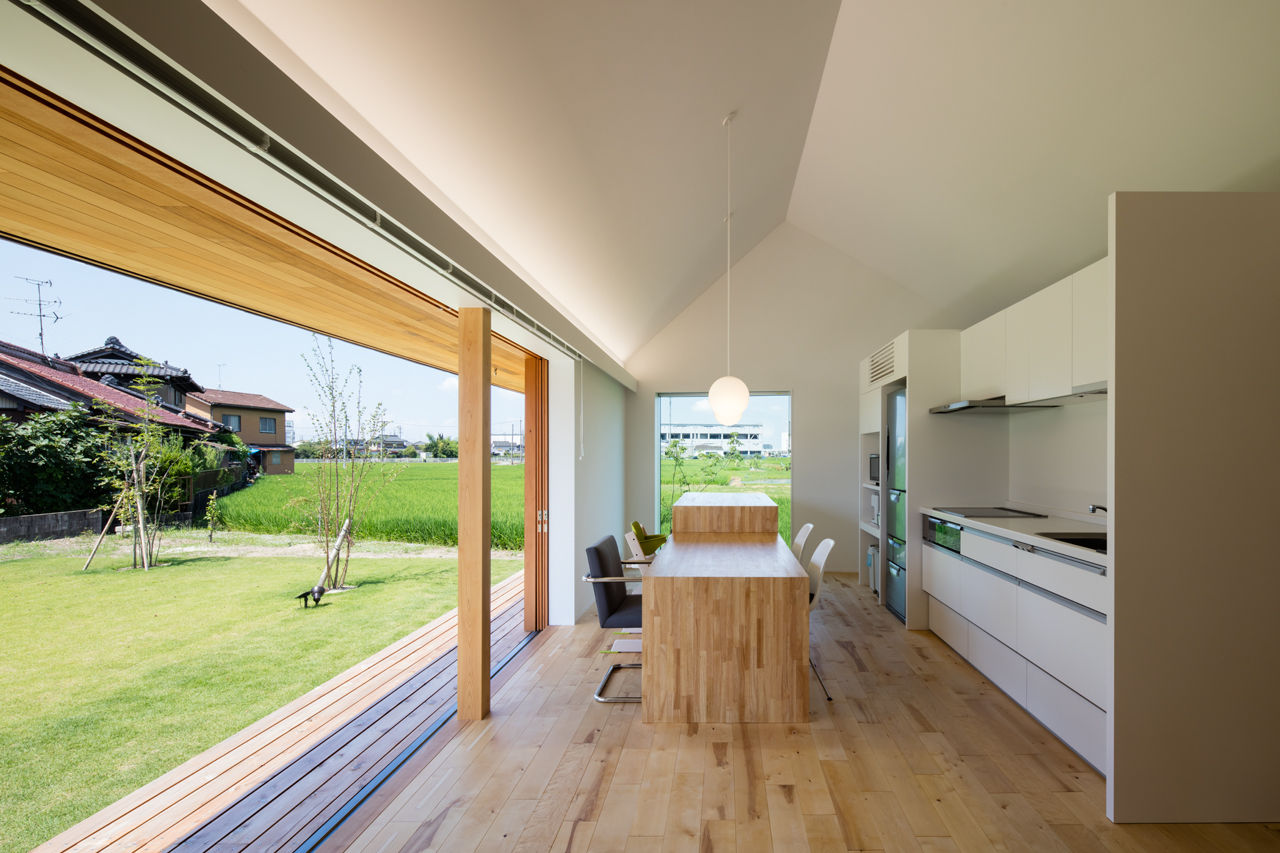 House in Inuyama, hm+architects 一級建築士事務所 hm+architects 一級建築士事務所 Casas de estilo ecléctico