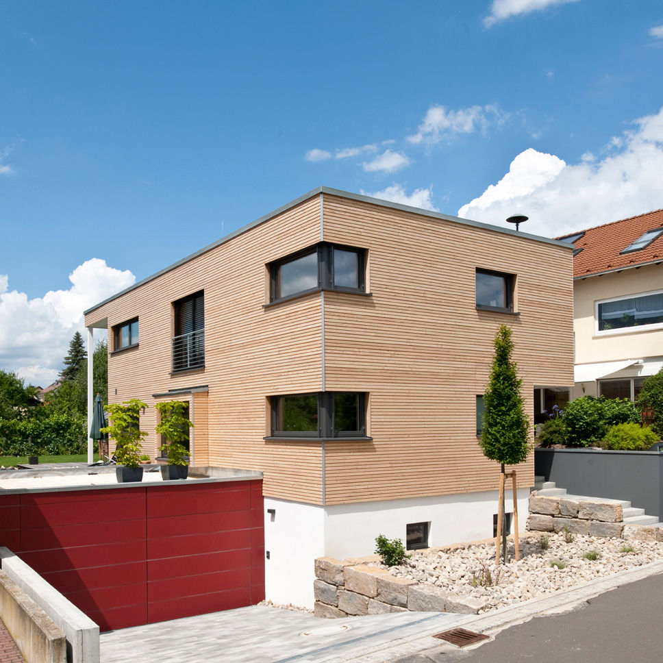 Filigrane Architektur trifft ökologische und modernste Technik, KitzlingerHaus GmbH & Co. KG KitzlingerHaus GmbH & Co. KG Modern houses Engineered Wood Transparent