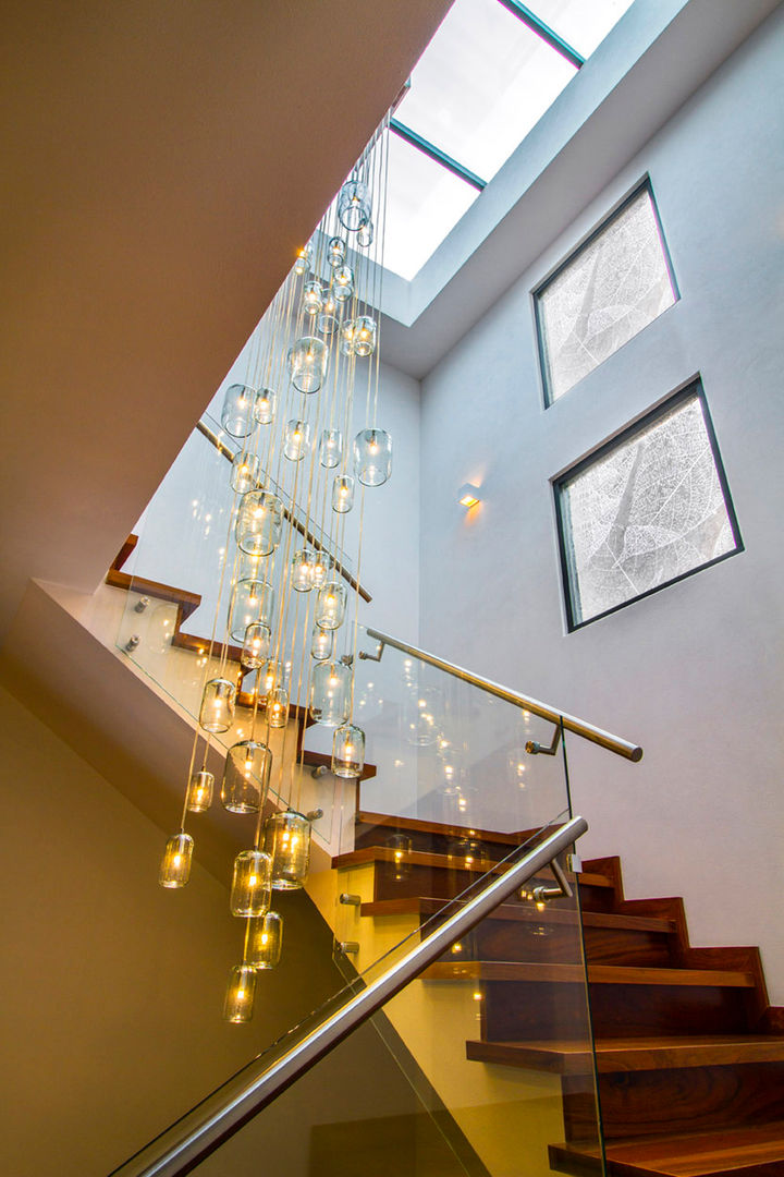 Casa Gonmar , DIN Interiorismo DIN Interiorismo Pasillos, vestíbulos y escaleras modernos