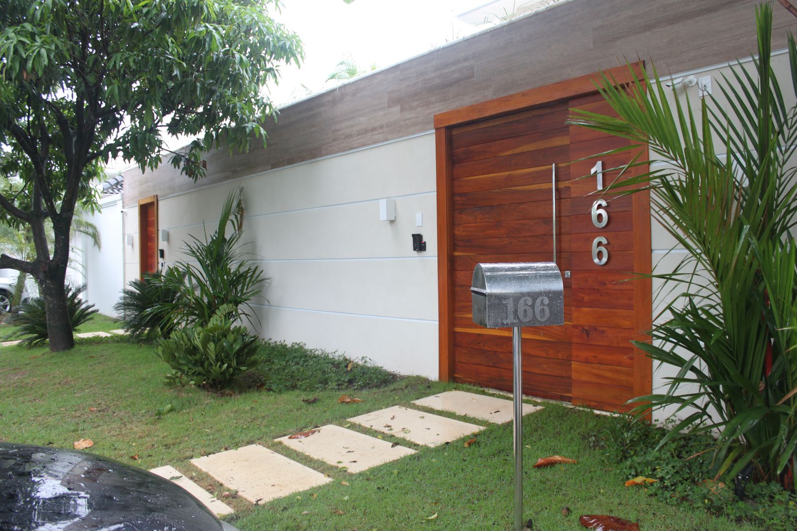 Casa na barra da tijuca- Rio de Janeiro, GEA Arquitetura GEA Arquitetura 現代房屋設計點子、靈感 & 圖片