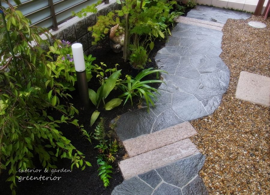 鉄平石の和庭, 株式会社グリーンテリア 株式会社グリーンテリア Asian style gardens Stone