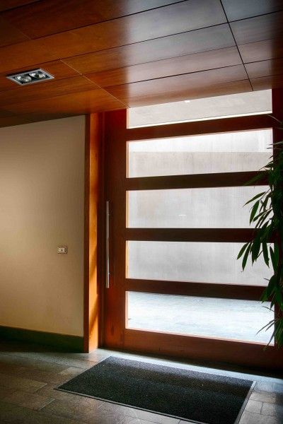 PUERTAS DE MADERA DE LENGA, Ignisterra S.A. Ignisterra S.A. Modern windows & doors Wood Wood effect