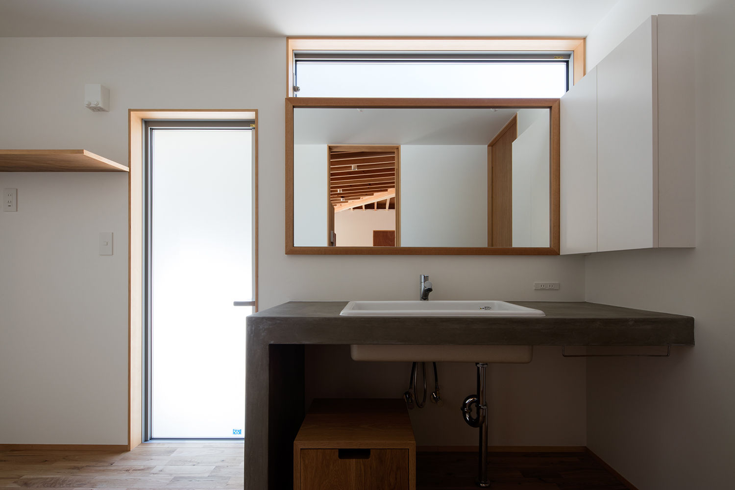 安並の家, TENK TENK Baños de estilo minimalista