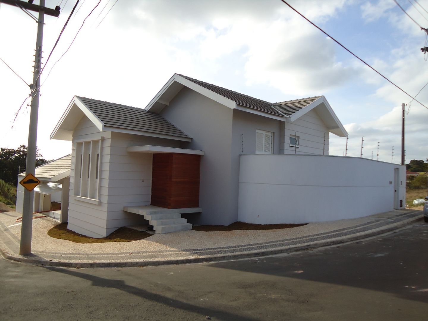 Casa CM, Lozí - Projeto e Obra Lozí - Projeto e Obra Casas clássicas