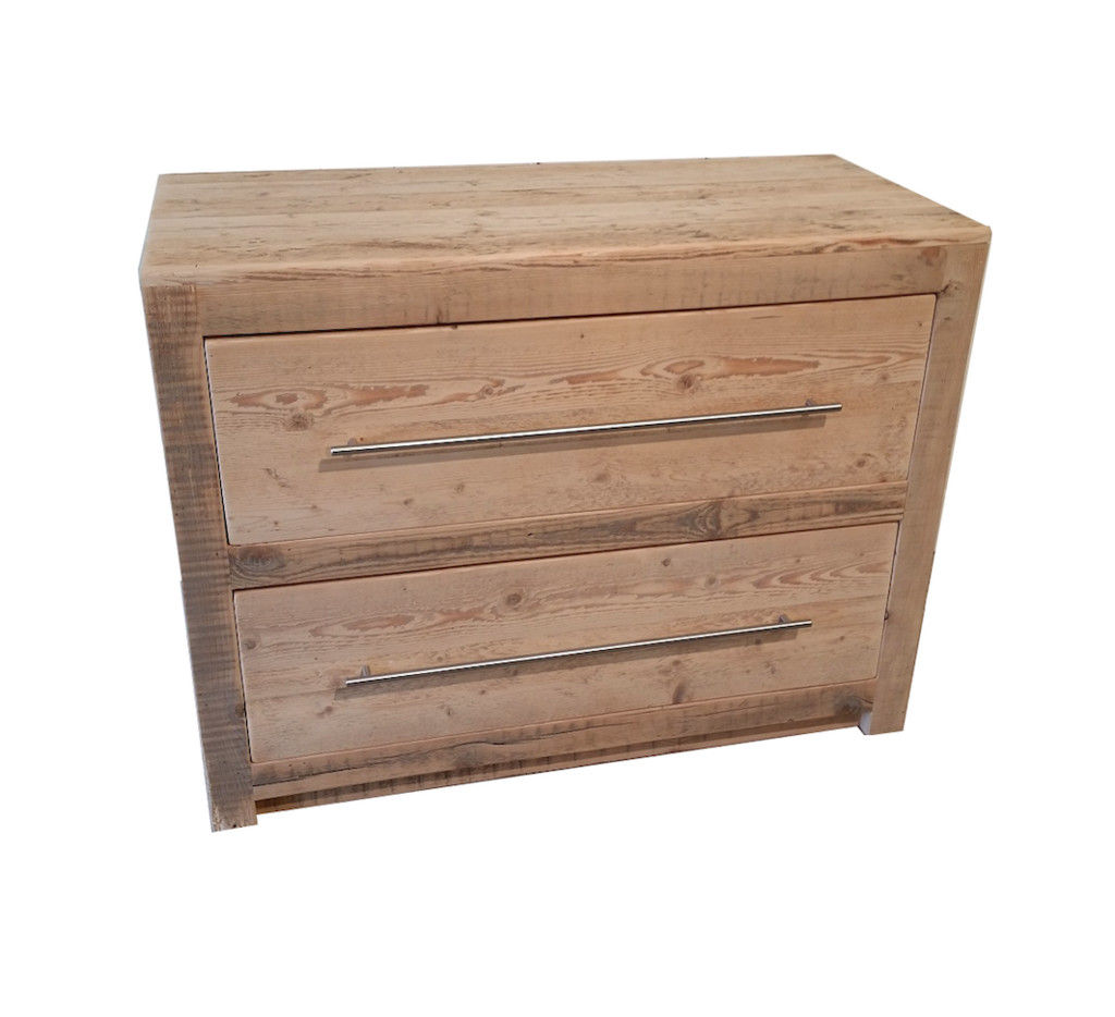 Raw Reclaimed Wood Chest of Drawers homify ห้องนอน ไม้ Wood effect Wardrobes & closets