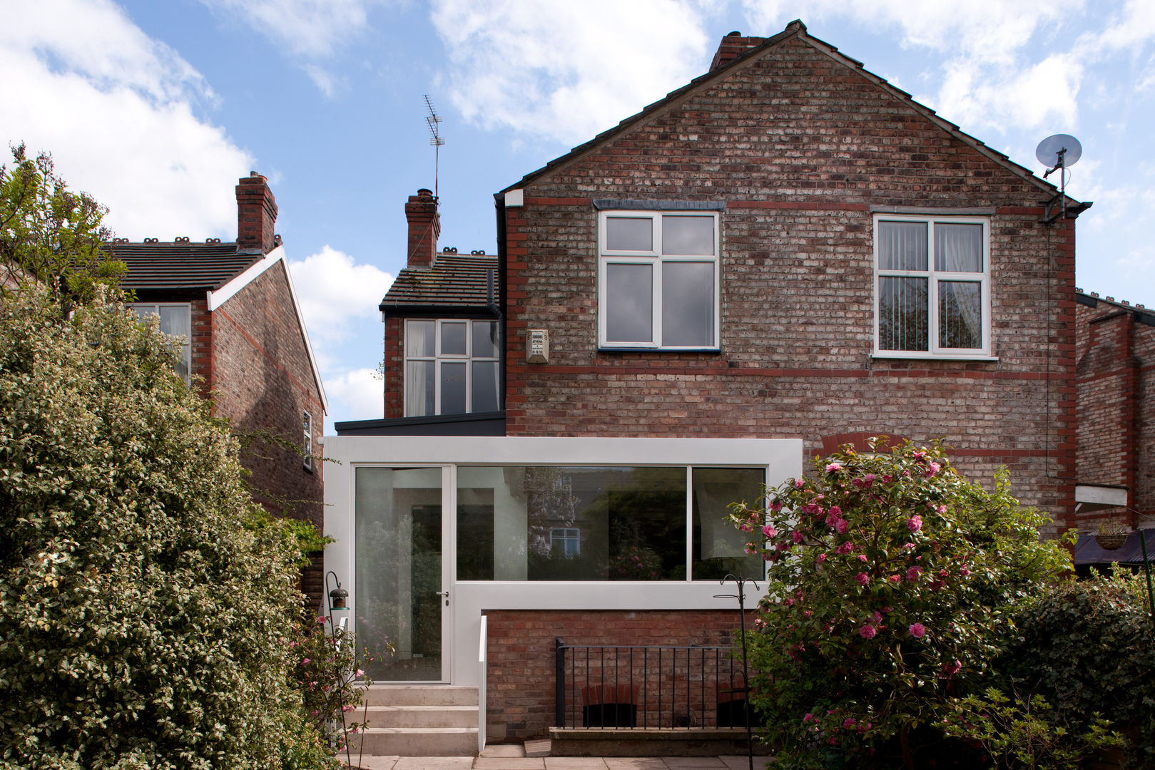 Dudley Road in Manchester, Studio Maurice Shapero Studio Maurice Shapero Modern houses