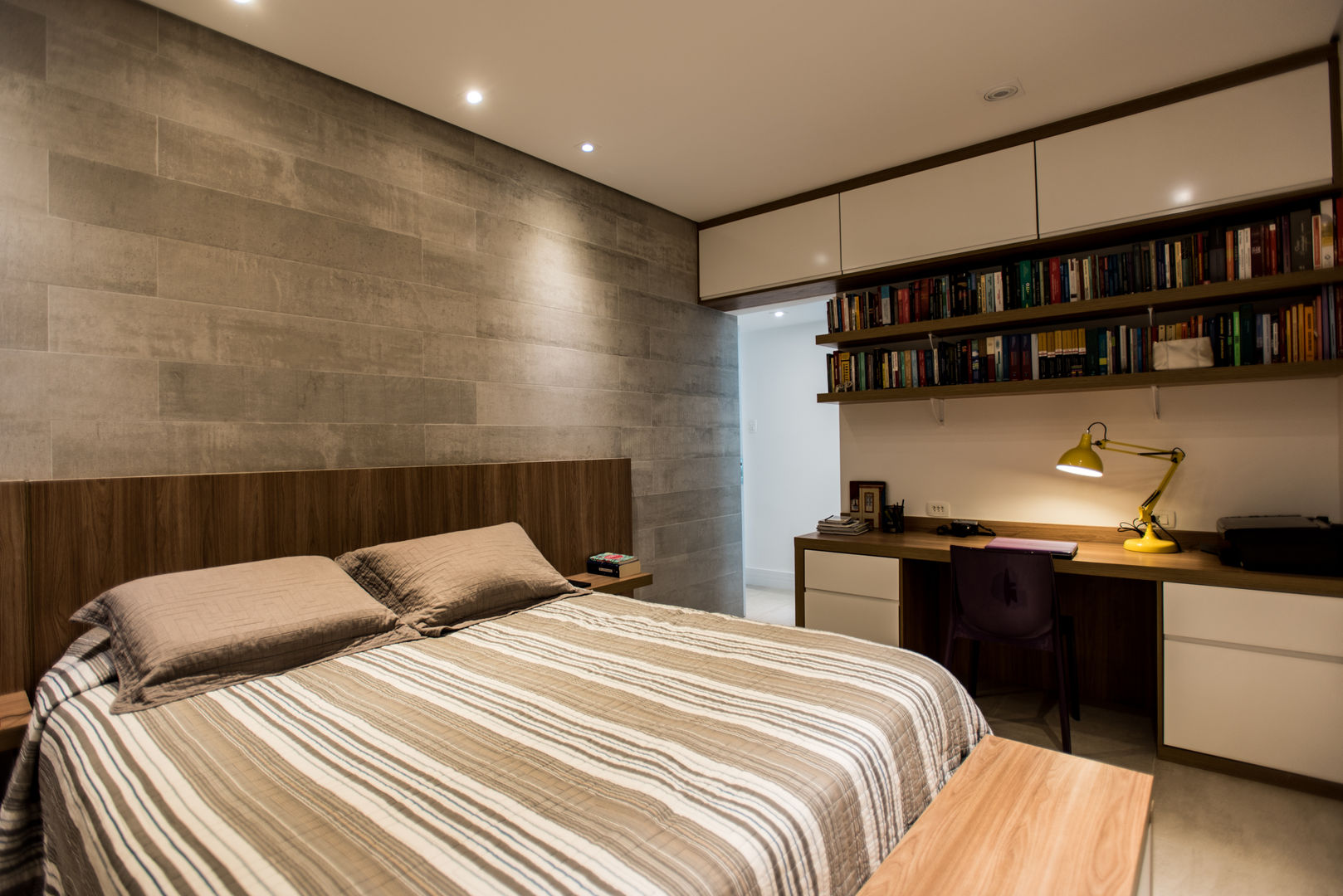 Cobertura Petrópolis, L2 Arquitetura L2 Arquitetura Modern style bedroom Concrete