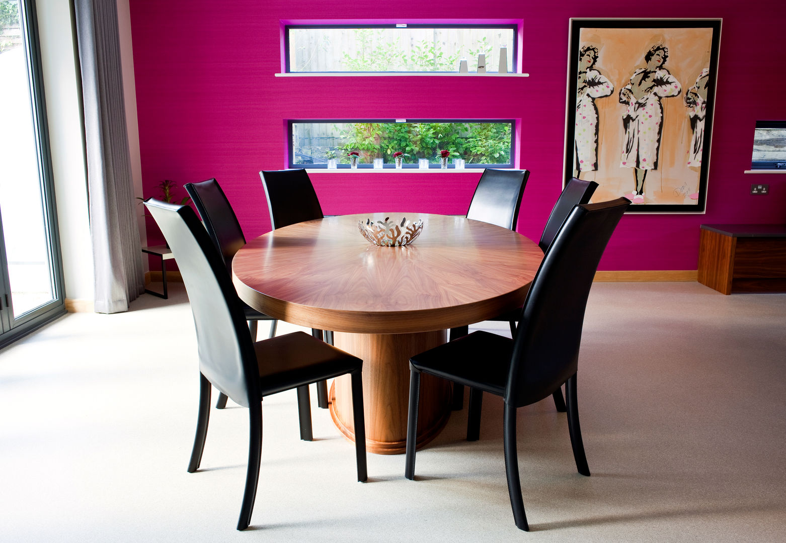 Vibrant Residential Home in Poole Dorset by WN Interiors. homify Столовая комната в стиле модерн vibrant,colour,dining,modern