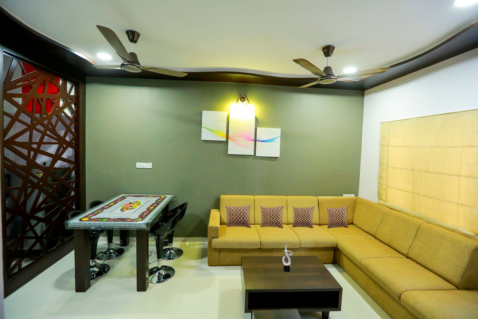 3 BHK Duplex, ZEAL Arch Designs ZEAL Arch Designs Salas modernas