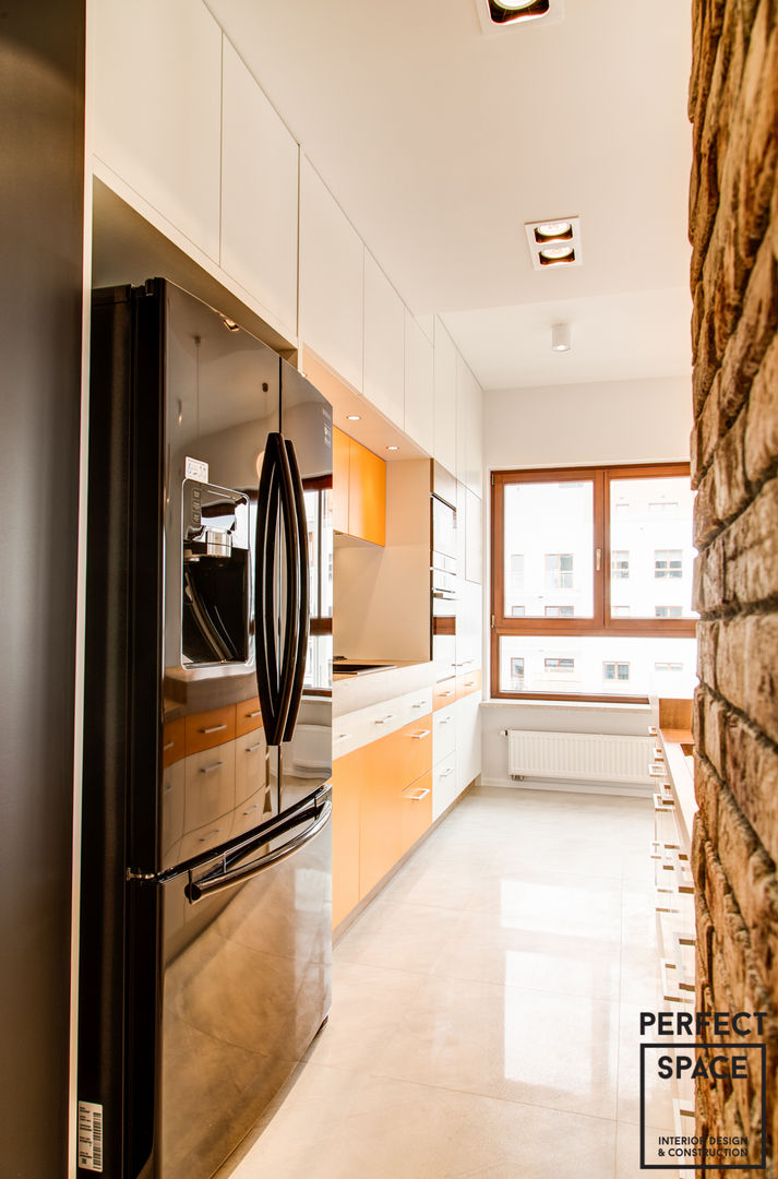 Mieszkanie w kolorze, Perfect Space Perfect Space Modern kitchen