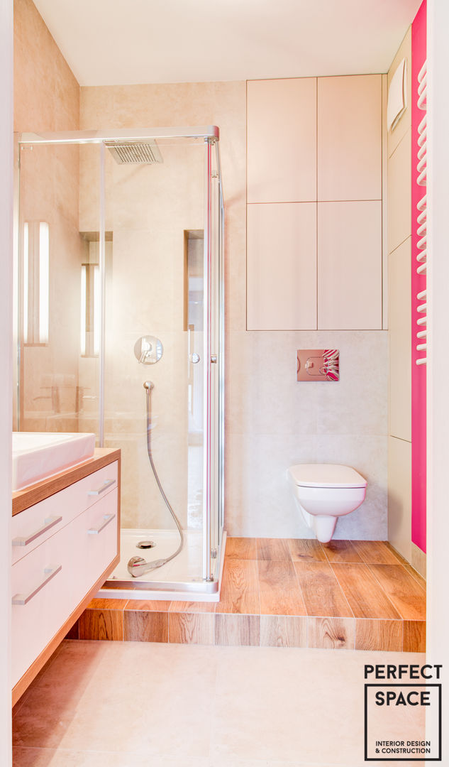 Mieszkanie w kolorze, Perfect Space Perfect Space Modern style bathrooms