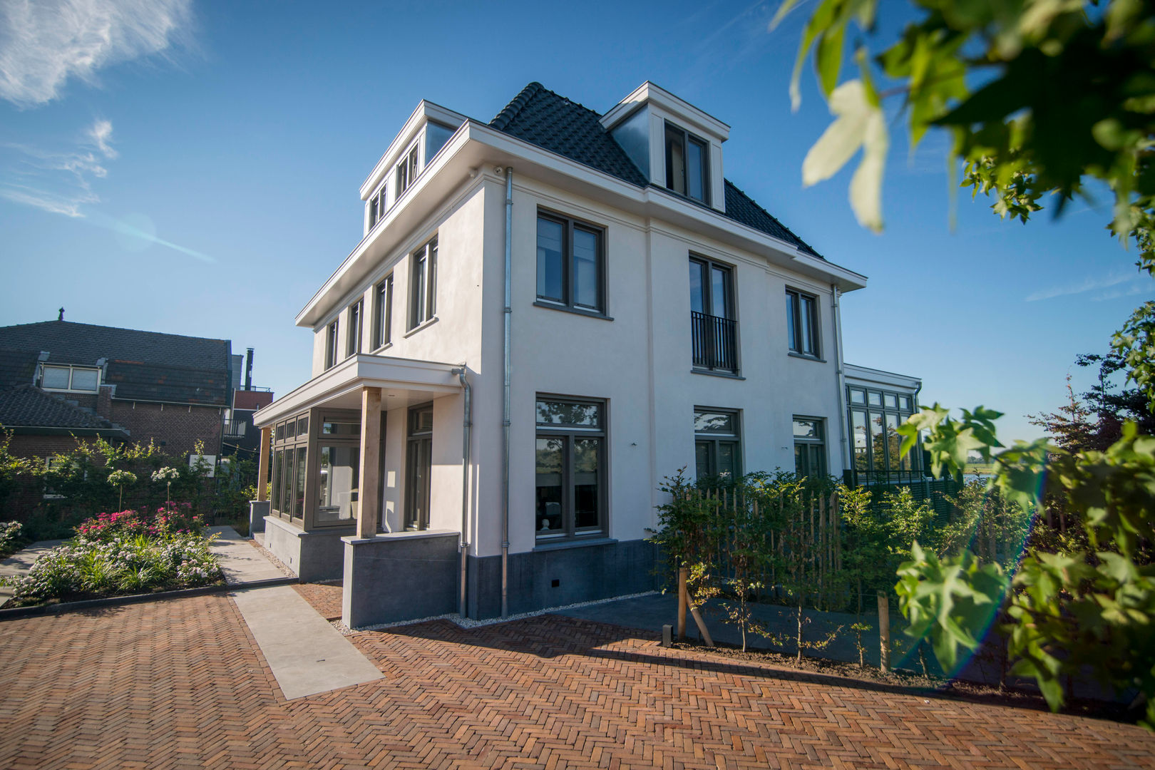 Herenhuis Alblasserdam, Brand I BBA Architecten Brand I BBA Architecten 房子