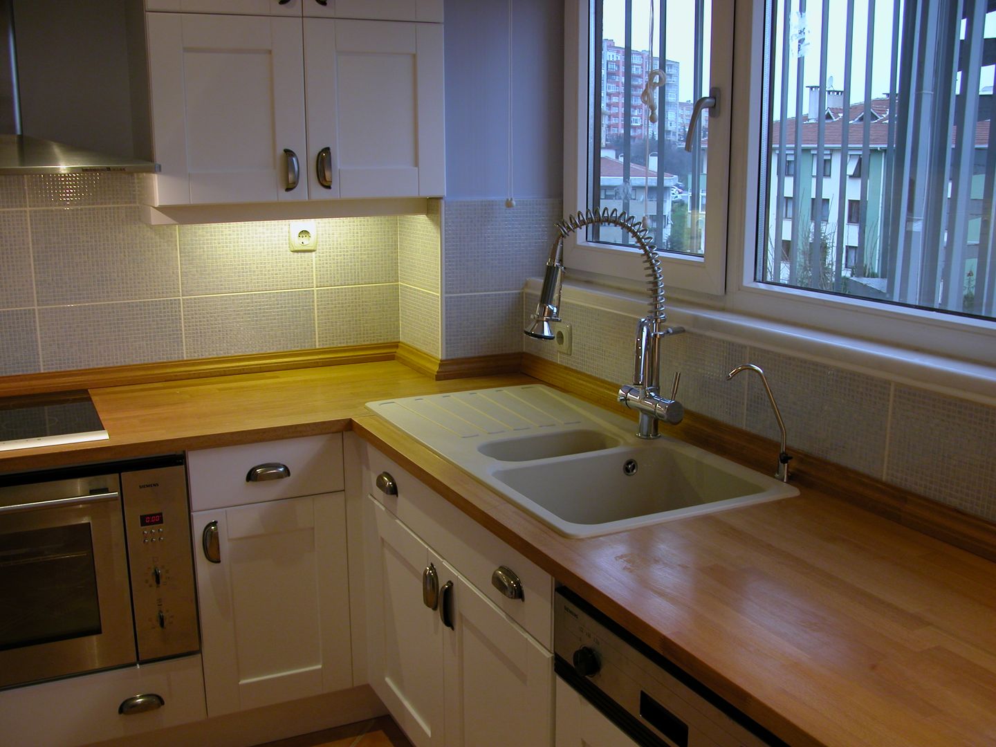 4.Levent Evi, İndeko İç Mimari ve Tasarım İndeko İç Mimari ve Tasarım Classic style kitchen