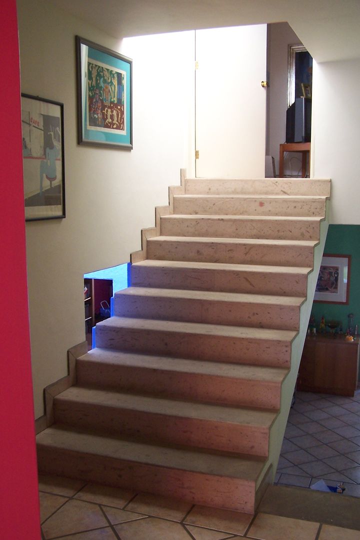 homify Pasillos, vestíbulos y escaleras de estilo moderno