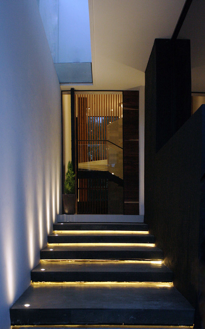 casaNE, BAG arquitectura BAG arquitectura Rumah Modern Batu Bata