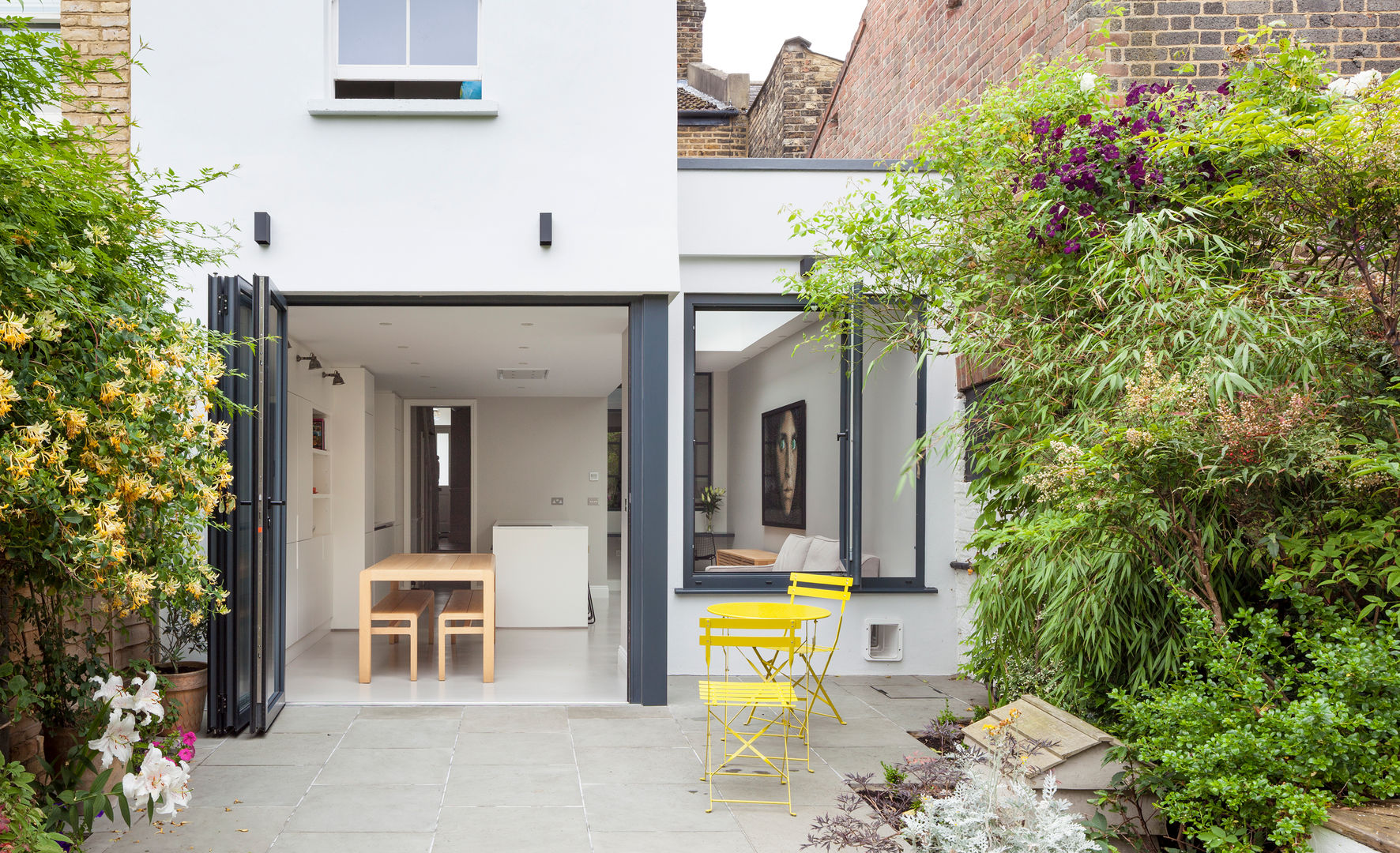 open spaces homify Moderne huizen london,extension,architecture,glass,kitchen,concrete,folding doors,pivot window,'