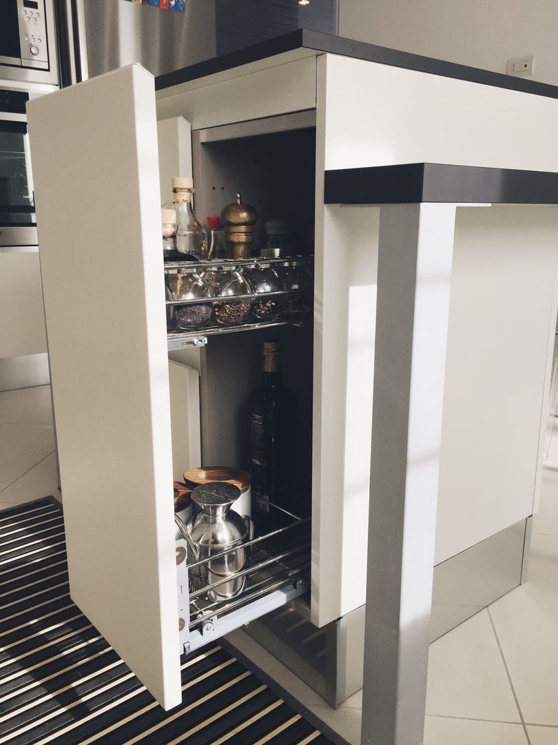 #VLD - ristrutturazione villino, M16 architetti M16 architetti Modern style kitchen