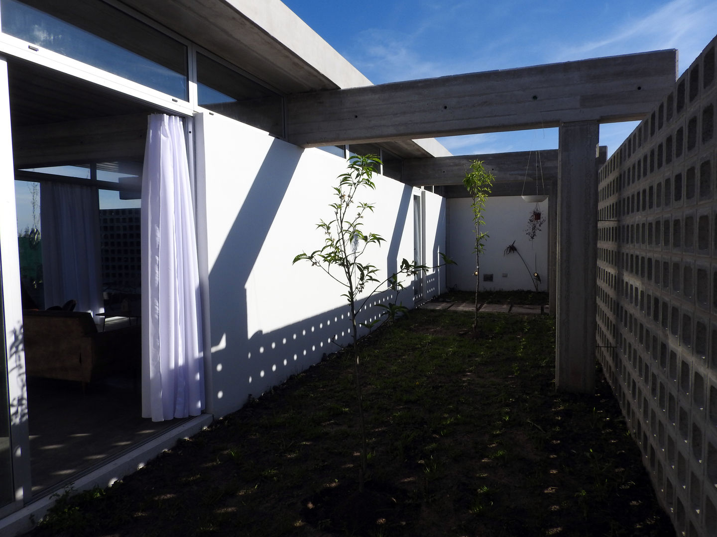 VIVIENDA RR, riverorolnyarquitectos riverorolnyarquitectos Nowoczesne domy