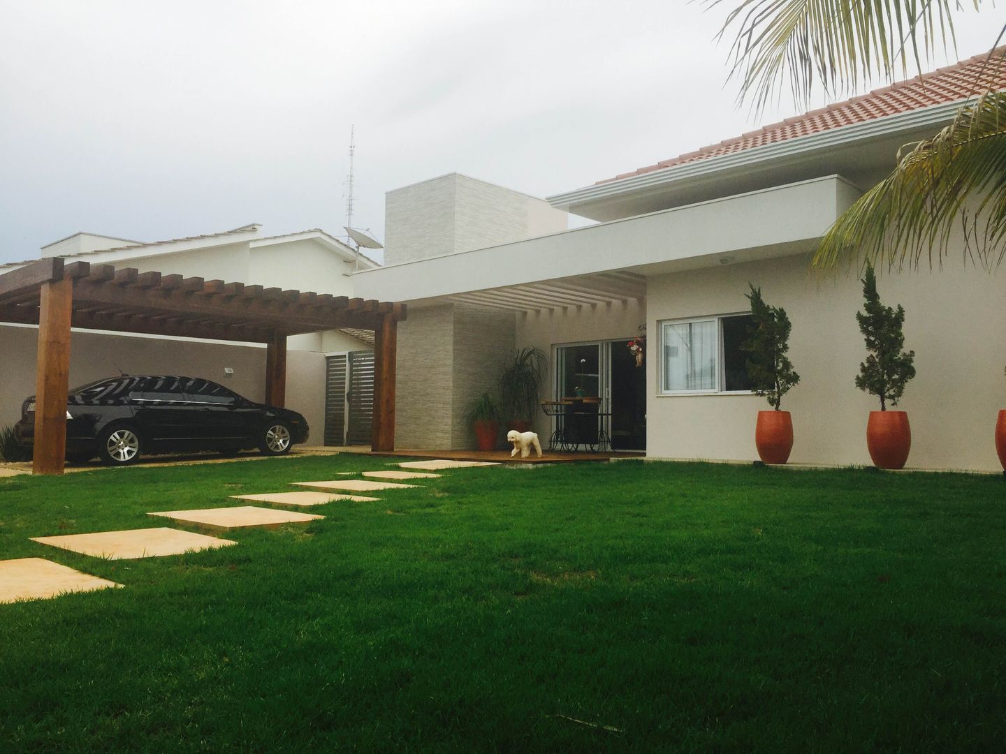 Casa L, au cubo arquitetura au cubo arquitetura Nhà