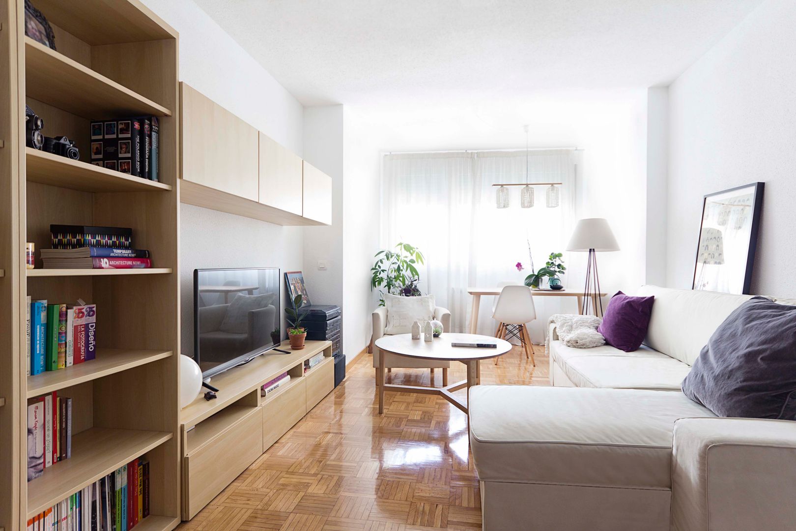 Apartamento en Madrid, La Espaciera La Espaciera Salones de estilo minimalista