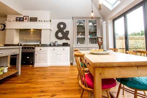 Kitchen Extension, Hinchley Wood, Cube Lofts Cube Lofts Modern style kitchen