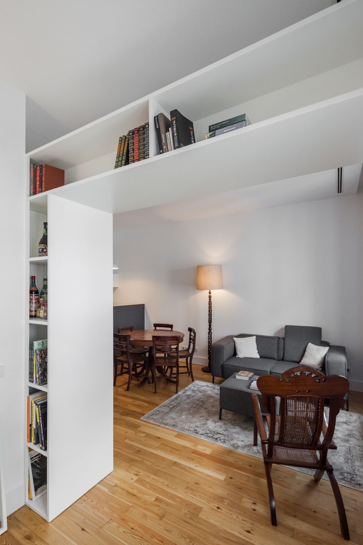 Apartamento AB9 — Estefânia, Lisboa, FMO ARCHITECTURE FMO ARCHITECTURE ห้องนั่งเล่น