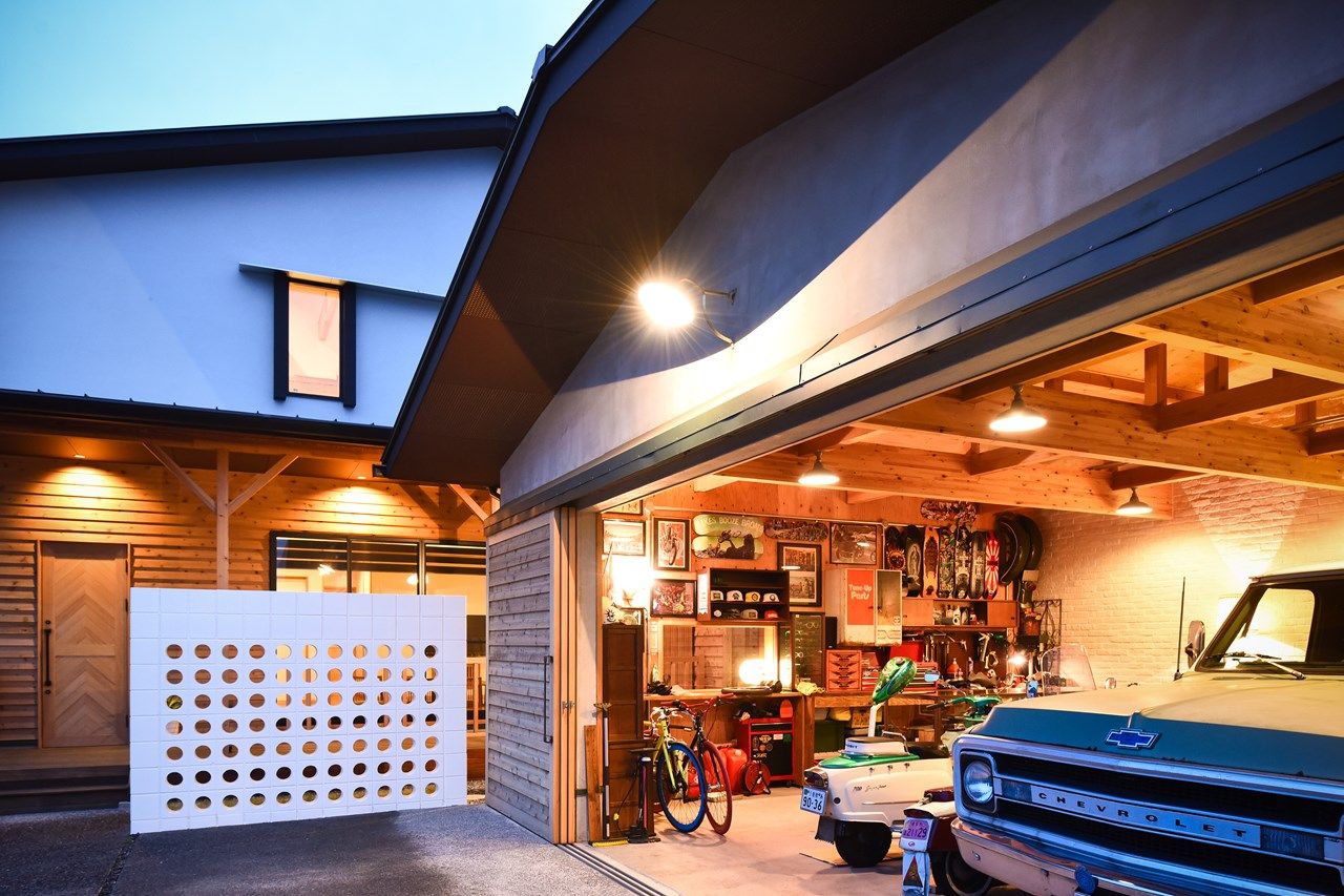 HA邸, Sen's Photographyたてもの写真工房すえひろ Sen's Photographyたてもの写真工房すえひろ Country style garage/shed