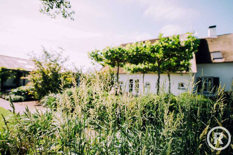 Landelijke tuin Dussen, De Rooy Hoveniers De Rooy Hoveniers カントリーな 庭