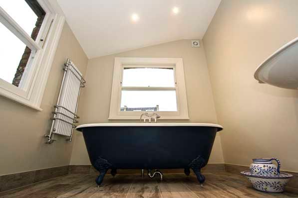 Loft and Extension, Hammersmith, London, Cube Lofts Cube Lofts Modern bathroom